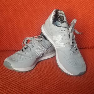 New Balance 574 Tennis Shoes